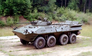 Редчайший БТР-90 «Росток» с модулем «Бережок» и АГС-17 «Пламя» заметили на передовой