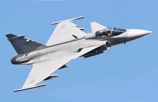 Further Away from Russia and Su-30: India Interested in Producing Swedish Gripen Fighters
