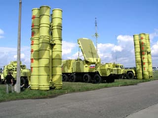 The Wall Street Journal: Israel apuntó a los sistemas de defensa aérea iraníes S-300