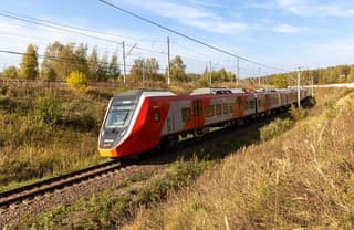 Завершилась приемка нового восьмивагонного электропоезда ЭС104 «Финист»