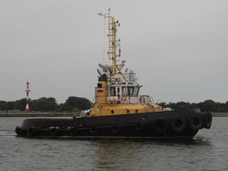 Will refloat, extinguish fires: Russian tugboats "Bodry" and "Moshchny" arrive at the Azov-Black Sea Basin Branch