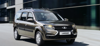 Los rusos compran LADA Largus en masa: el modelo ya ha superado a los bestsellers Chery Tiggo 7 Pro Max y Haval M6