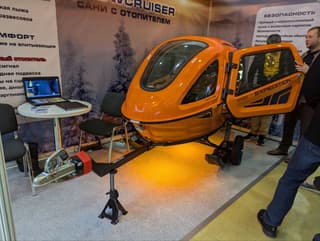 Snowcruiser Sleigh with Enclosed Cabin Showcased at Moscow Exhibition