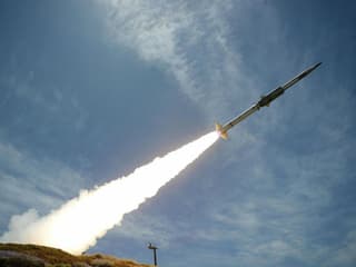 Hypersonic "Zircon" dubbed aircraft carrier killer: missile with such parameters is impossible to shoot down
