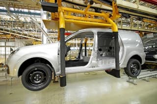 Стоимость владения Lada Largus за пять лет превысила стоимость самого автомобиля