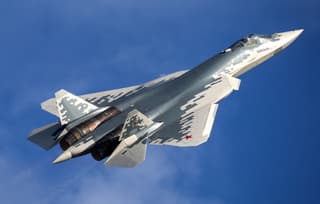 Updated Su-57 Fighter Attracts US Attention: Does it Outperform the F-35 Lightning II and F-22 Raptor?