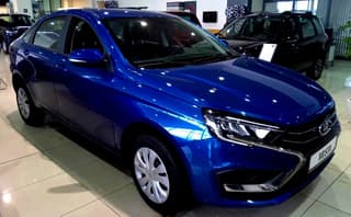 "Muchos lo esperaban": un informante de AvtoVAZ confirmó que el Lada Vesta se produce en el color "Capitán"