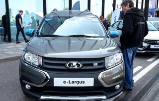 Все пересели на Lada? АвтоВАЗ побил отметку в 500 тысяч выпущенных машин в год