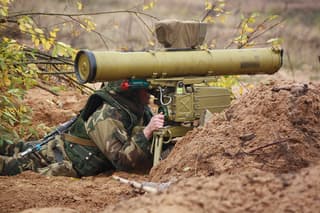 Бить из ПТРК по противнику из укрытия: «Калашников» оснастил «Конкурс-М» системой дистанционного управления