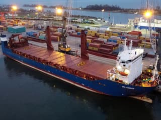 El buque de carga ruso Ursa Major se hunde en el Mediterráneo tras una explosión