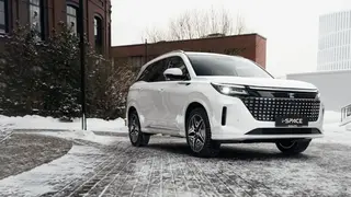 Más barato imposible: se anuncian descuentos récord en cuatro modelos de automóviles rusos