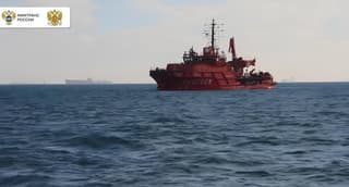 Морспасслужба не обнаружила утечек мазута из затонувших танкеров «Волгонефти»