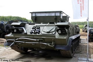 Работает безотказно: военные назвали преимущества легендарной «мотолыги» МТ-ЛБ