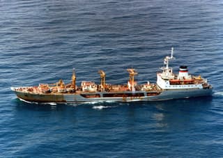 Tanker "Boris Butoma" returned to Kamchatka after combat service