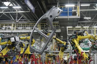 Бывший завод Hyundai в Санкт-Петербурге продолжает выпускать автомобили Solaris