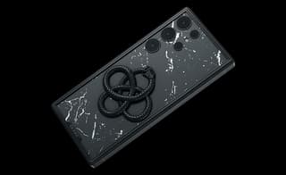 Unique Samsung Galaxy S25 Ultra with an Hourglass Presented in Russia: Luxury for a Million Rubles
