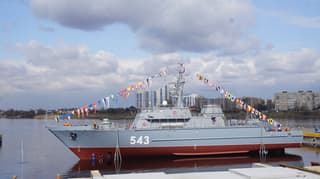 Российский корабль «Петр Ильичев» с артиллерийской установкой АК-306 уничтожил БЭКи и БПЛА на Камчатке