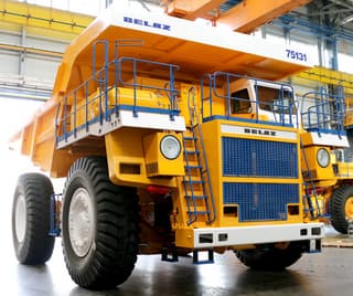 Robotic BelAZ-7513R dump trucks started operating at a coal mine in Khakassia