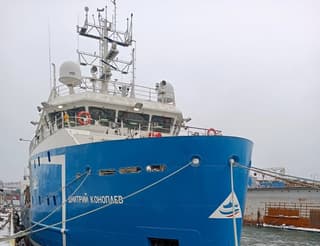 Crabber "Dmitry Konoplev" Built at Nakhodka Ship Repair Plant