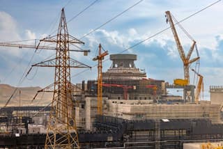 Los especialistas en energía atómica comenzaron los trabajos de puesta en marcha en la estación de bombeo de la primera unidad de la central nuclear "Akkuyu"