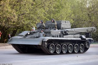 Редкий БРЭМ-80 на базе танка Т-80У модернизировали: боевая машина получила новые возможности