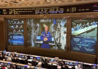 El cosmonauta Iván Vagner es el primero del mundo en defender su tesis desde la Estación Espacial Internacional