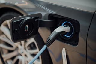 New charging stations for electric vehicles will appear on the highway in Pomorye
