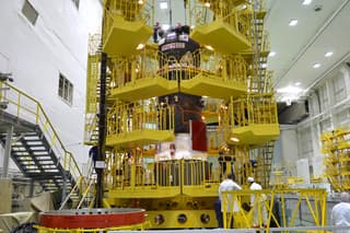 La nave de carga espacial "Progress MS-30" se acopló al compartimento de transición