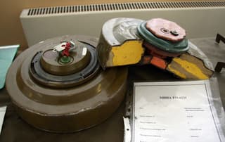 Nombran una deficiencia significativa del dúo de combate dron kamikaze "Molniya-2" y la mina TM-62M