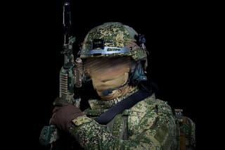 Cascos blindados prometedores de "Kalashnikov" enviados a las tropas