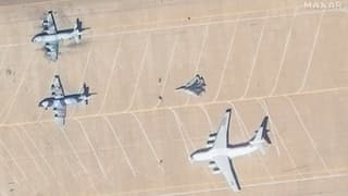 Satélites detectan un caza Su-57 y un avión de transporte militar Il-76 en una base aérea en Irán