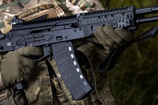 Latest AK-12 Assault Rifle Magazine Withstood Two Splinter Impacts and Saved a Soldier's Life: Unique Footage