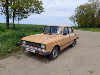 Factory Paint and Perfect Interior: Rare Moskvich-2140 for Sale in Krasnodar Krai