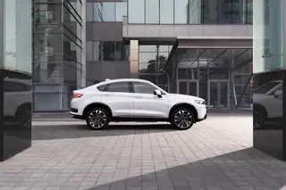 Цены на клон Geely Tugella в России обвалились: сколько он теперь стоит