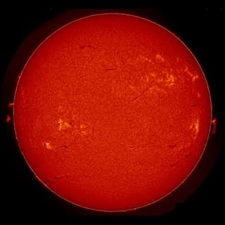 Солнце успокоилось?: Спутники в точке L1 не зафиксировали ожидаемых геомагнитных возмущений