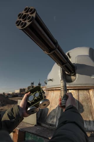 Корабельный шестиствольный комплекс АК-306 на КамАЗе получил прицел: уникальные кадры