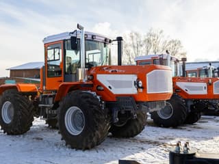 Serial Production of New Ya-250SKh Tractor Begins in Yaroslavl