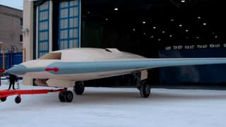Rostec no se centrará en la producción de UAV S-70 "Okhotnik" con tobera de reactor para el caza Su-57