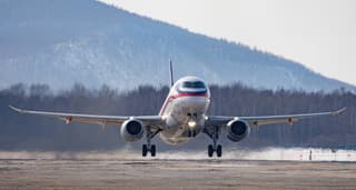 Самолёт «Суперджет» с двигателями ПД-8 совершил первый полёт