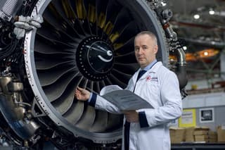 ODK explicó el secreto de la fiabilidad del motor aeronáutico de turbina de gas PD-8 para el avión SJ-100