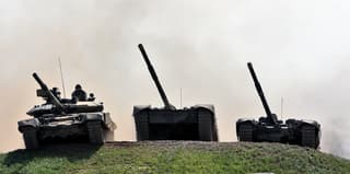 T-80 "Flying" Tank Transformed into Sniper System: Adjustments of Just a Couple of Meters