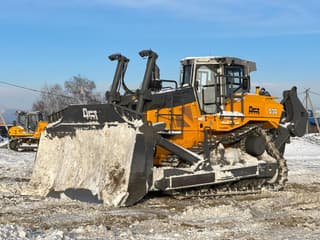 Engine 8487.10-03 Installed on D30 Bulldozer Undergoes Testing