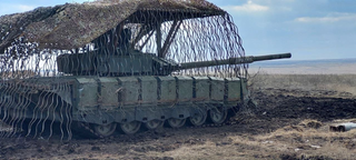T-72B3M began to install "curly" protection: the problem with kamikaze drones was solved