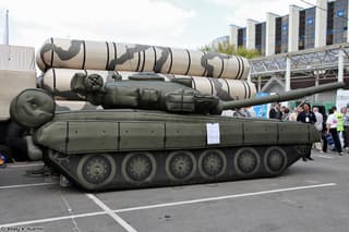 Deception from Start to Finish: Fighters Deploy False T-72 Tanks and IFVs in Positions