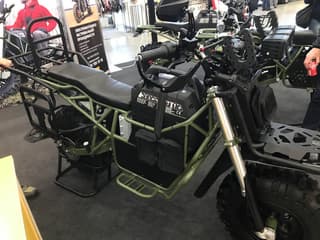 La compañía Baltmotors presentó la motocicleta de tracción total Bulldog en la exposición "Motovesna 2025"
