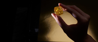 La empresa "Alrosa" creó "Nuevo Sol": el diamante más grande en la historia de Rusia