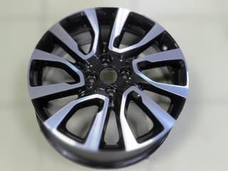 Photo of alloy wheels for Lada Granta Cross surfaces: design from Xray