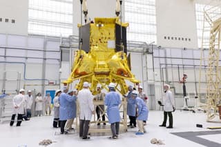 Возможная причина крушения «Луны-25» — неисправность нового полностью отечественного прибора «Биус-Л»