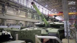Adapted to Sanctions, Thriving, Developing: What the West Writes About Russian Tank Building