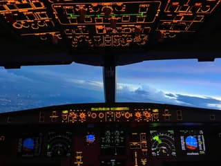 Una "gota" en el mar de la sustitución de importaciones: "Roseléctronica" ha desarrollado mini LED para equipos de a bordo de aeronaves